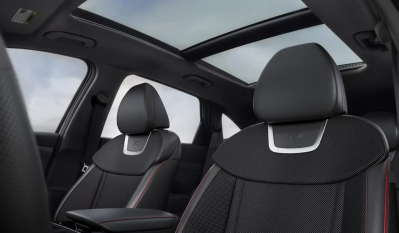 
								Nueva Tucson Híbrida full									