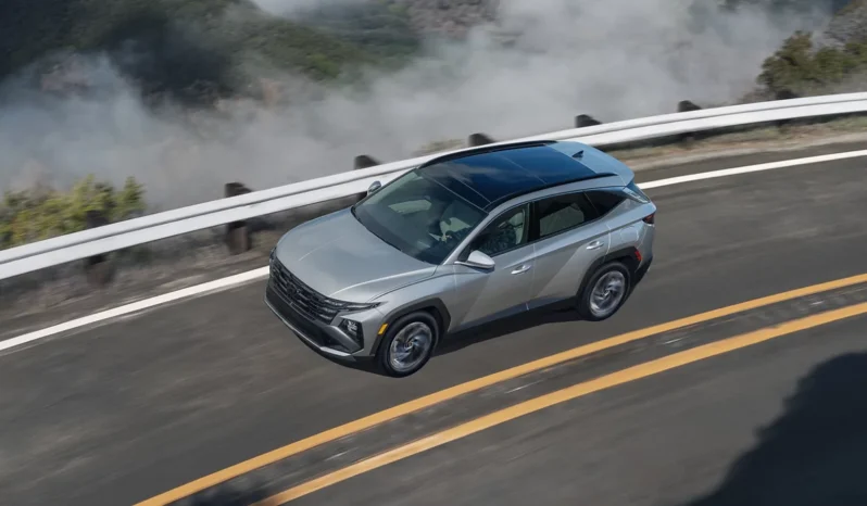 
								Nueva Tucson Híbrida full									