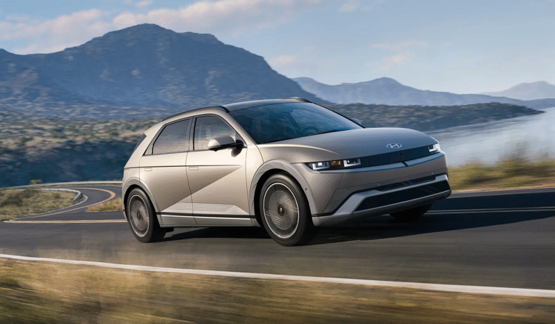 
								IONIQ full									