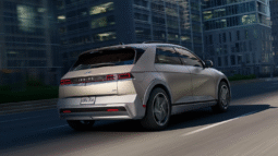 
										IONIQ full									