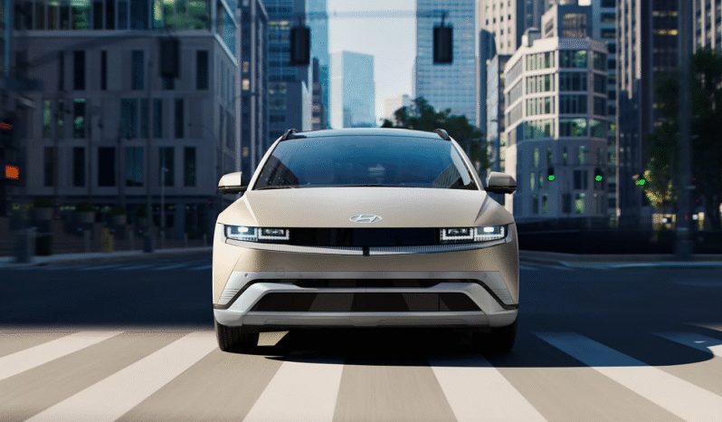 
								IONIQ full									