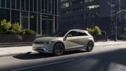 
										IONIQ full									