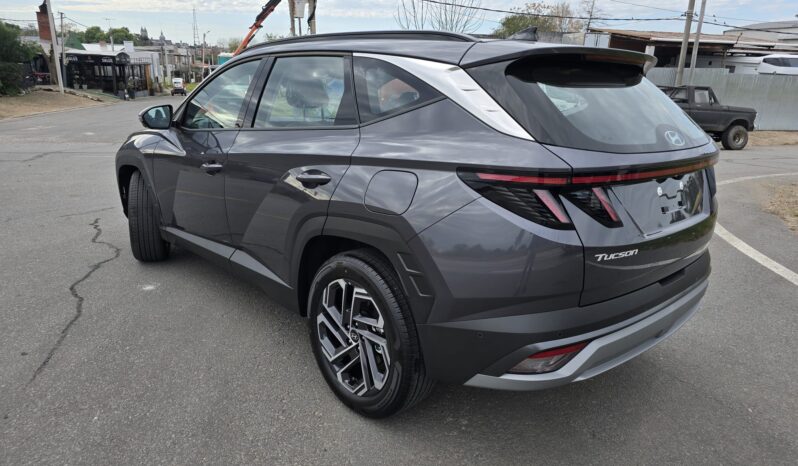 
								Nueva Tucson Híbrida full									