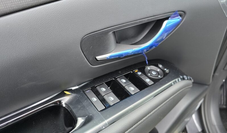 
								Nueva Tucson Híbrida full									