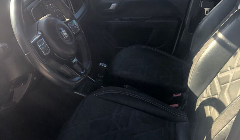 
								Fiat Strada Volcano full									