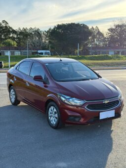 
										Chevrolet Prisma LT full									