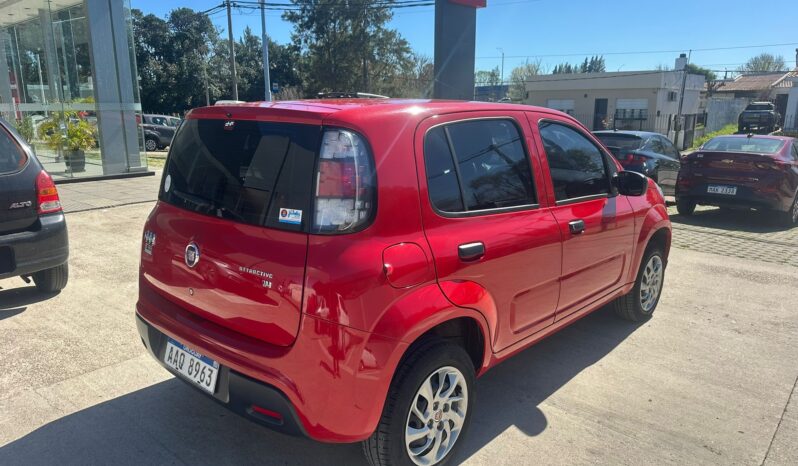 
								Nuevo Uno attractive full									