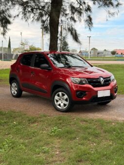 
										Renault Kwid full									