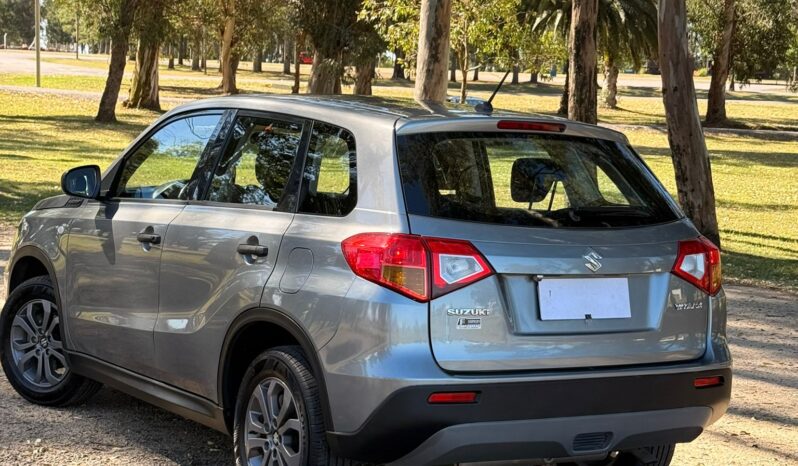 
								Suzuki Vitara full									