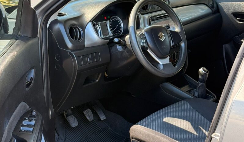 
								Suzuki Vitara full									