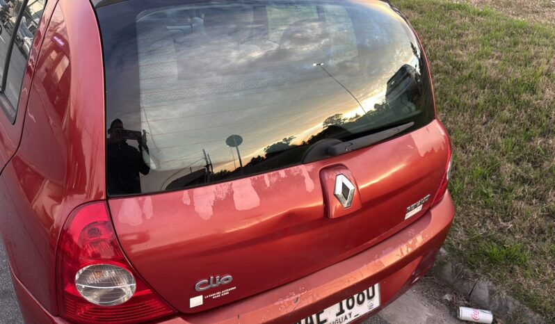 
								Renault Clio (OPORTUNIDAD) full									