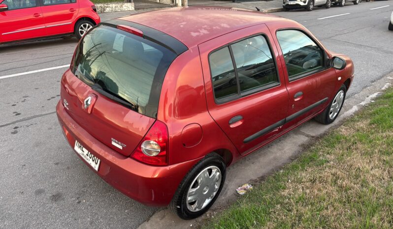 
								Renault Clio (OPORTUNIDAD) full									